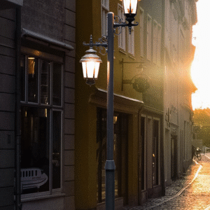 Victoria Pole Light – Graceful Illumination for Every Path